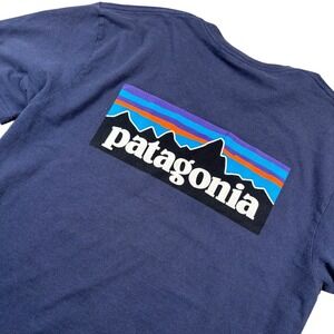 Patagonia Classic Navy P-6‎ Logo Regular Fit Responsibili-Tee Sz M Faded
